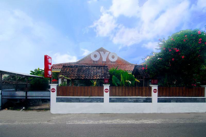 Oyo 287 Rumah Eyang Near Rsud Kota Yogyakarta Hotel Exterior foto