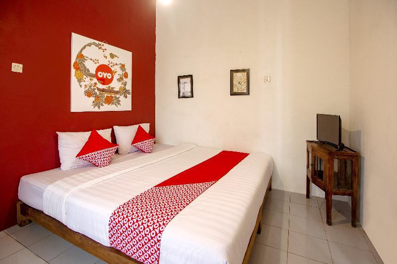 Oyo 287 Rumah Eyang Near Rsud Kota Yogyakarta Hotel Exterior foto